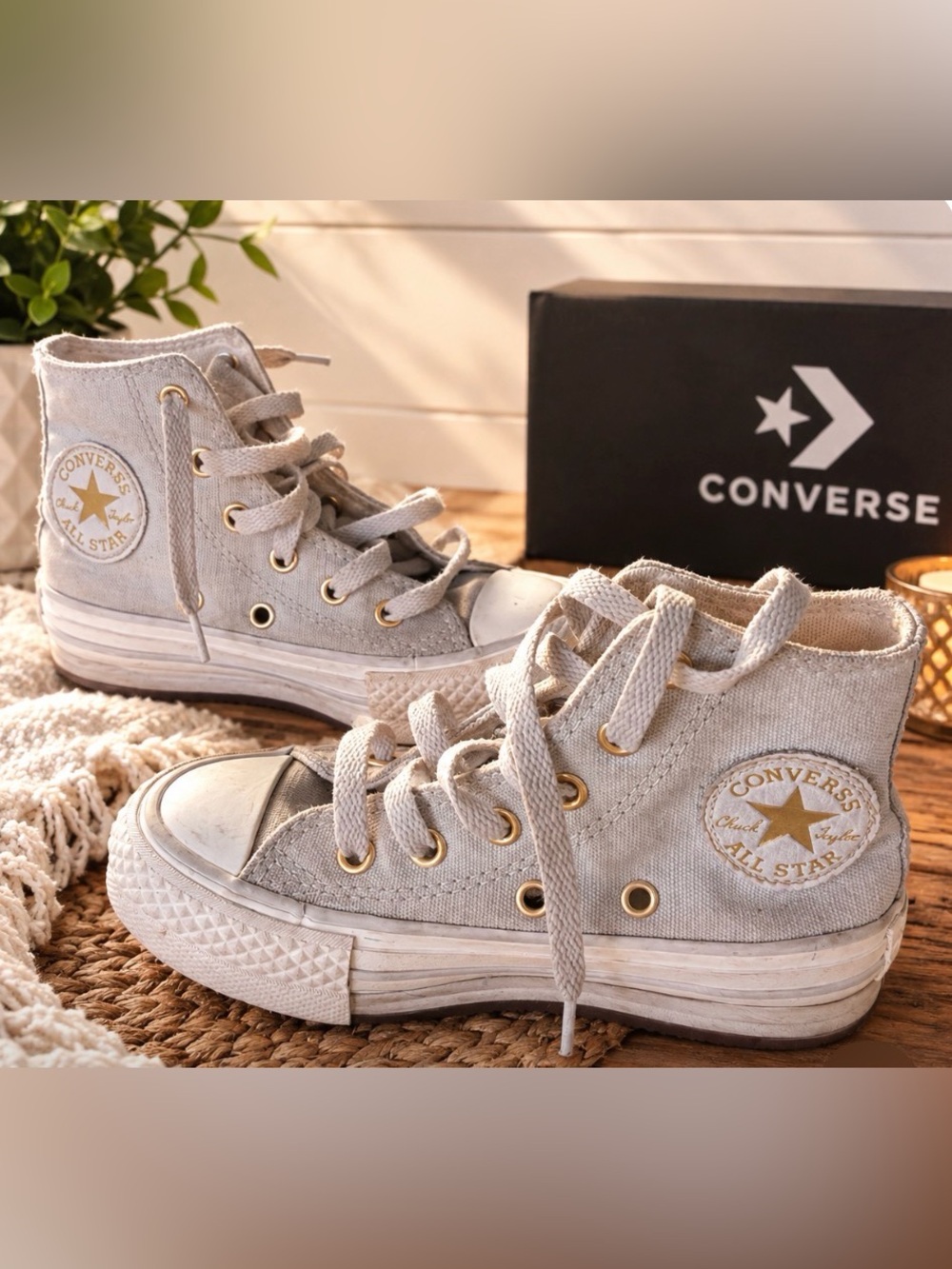 Converse Kids High-Top Sneakers in Light Gray
